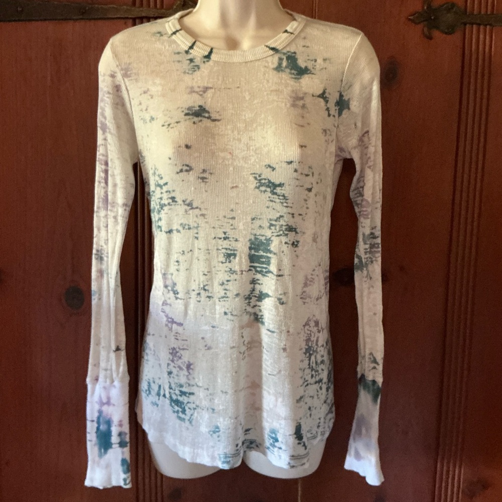 Sundance White and Blue long sleeve T-shirt.